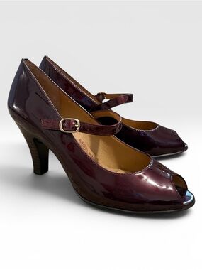 Söfft Women’s 7.5W Burgundy Patent Leather Mary Jane Peep Toe Heels Wide Width